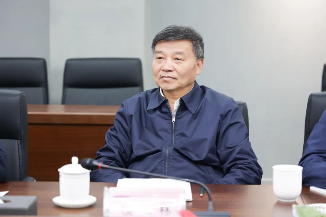 中国人民银行调研组调研优德88智能