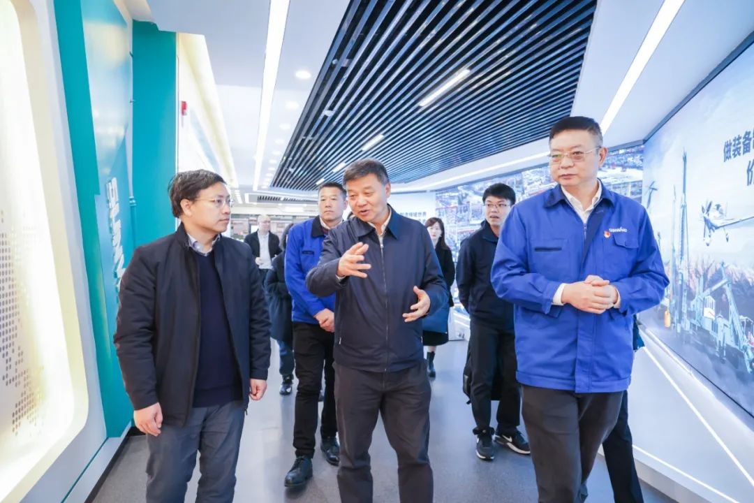 中国人民银行调研组调研优德88智能