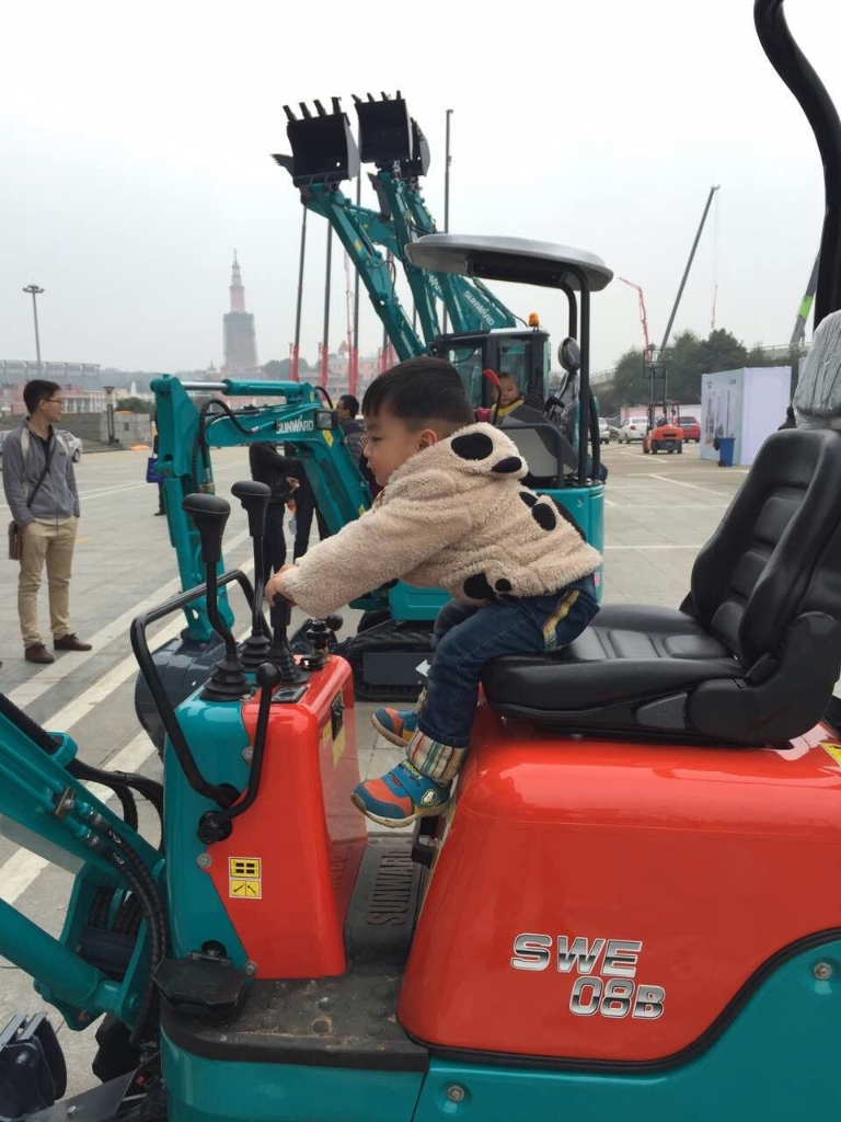 配博会上优德88智能“迷你”装备展精新本色