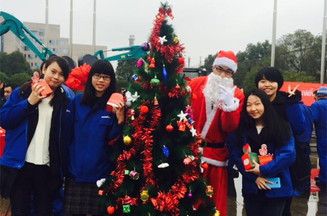 平安果驾到，，，，，，好事要来到