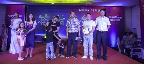 优德88智能酷帅曾大虾，，，，，一大波美图带你亲临北京BICES展