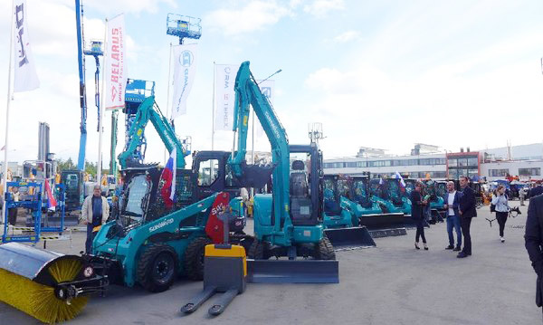 十年携手，，，，优德88智能莫斯科宝马CTT展产品推介会圆满举行