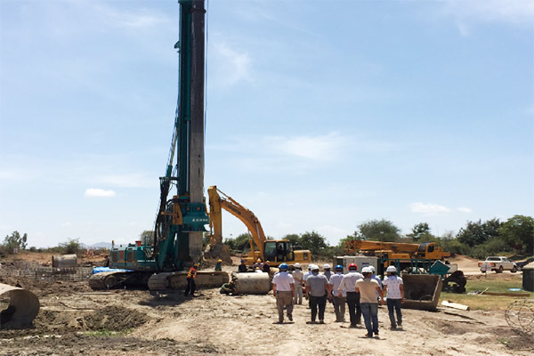 优德88智能入岩神器在东非肯尼亚获赞，，人好装备好