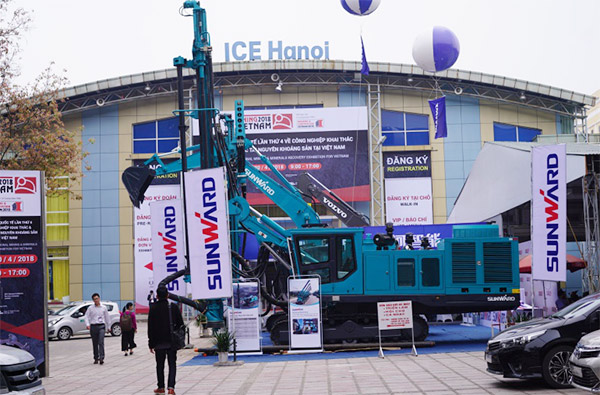 优德88智能携全球领先凿岩装备，，引爆越南矿业展