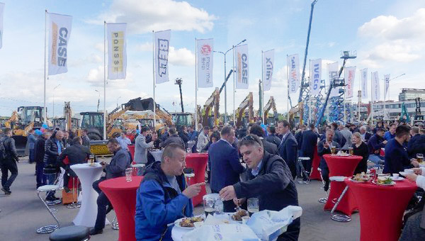 十年携手，，，，优德88智能莫斯科宝马CTT展产品推介会圆满举行