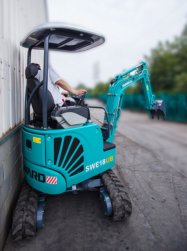 “C位”出道 14.5万元优德88智能微挖18UB等你开回家