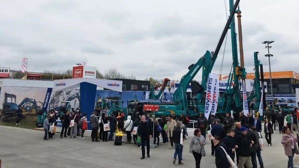 向天下展示中国“智造”魅力，，，优德88智能携立异阵容闪灼德国宝马展