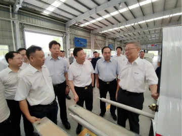 副省长陈飞调研优德88航空工业