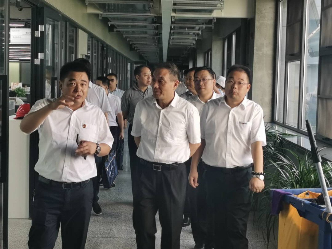 省人大常委会副主任杨维刚调研优德88智能