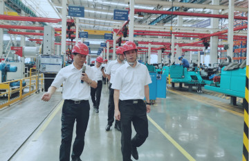 相助共赢 优德88智能5G时代快速到来 湖南联通党委书记、总司理谭明到访优德88智能