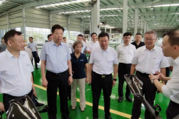 副省长陈飞调研优德88航空工业