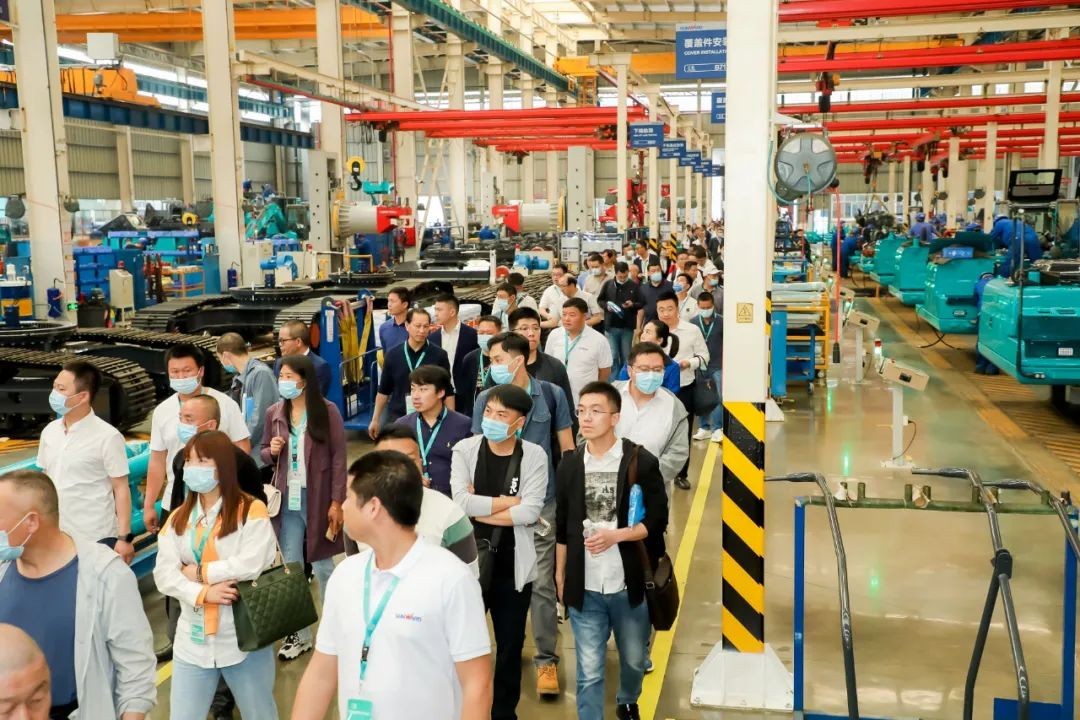 “爆品”出击！优德88智能客户交流会签约超8亿元