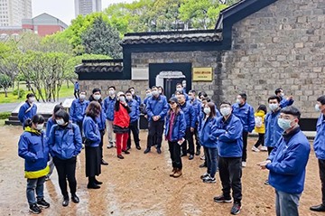 觅红色历史 践初心使命——优德88智能全体党员赴长沙党史馆开展主题党日活动