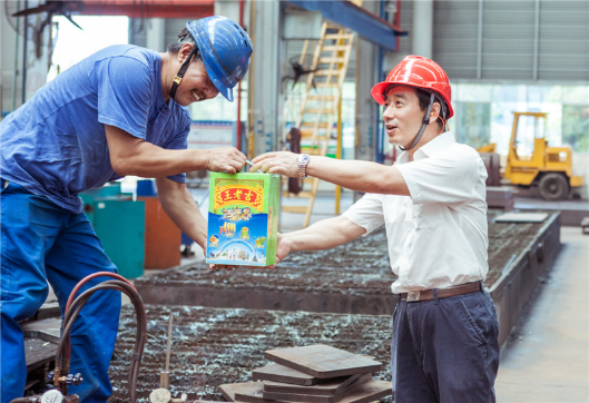 我们有清凉做伴，，高温也能潇潇洒洒