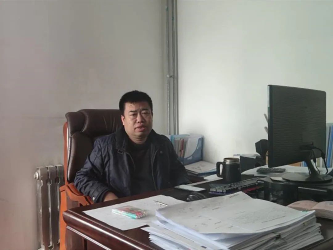 金戈铁马工程路 风雨无阻选优德88