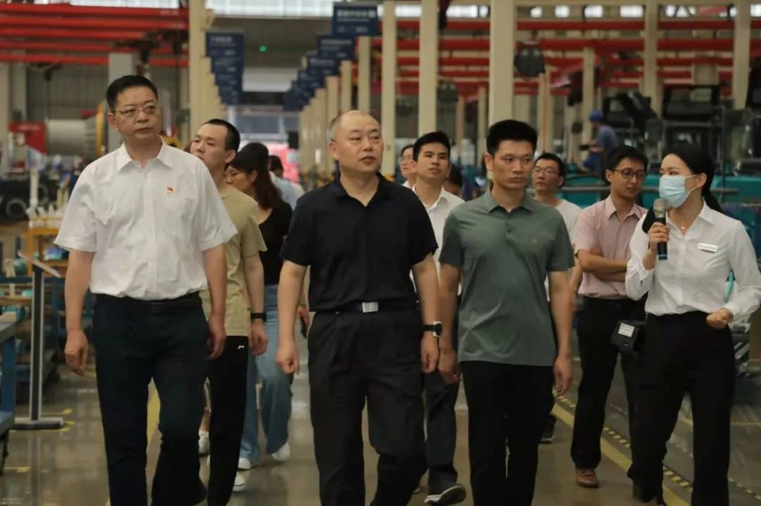 国防科大北斗团队考察优德88智能