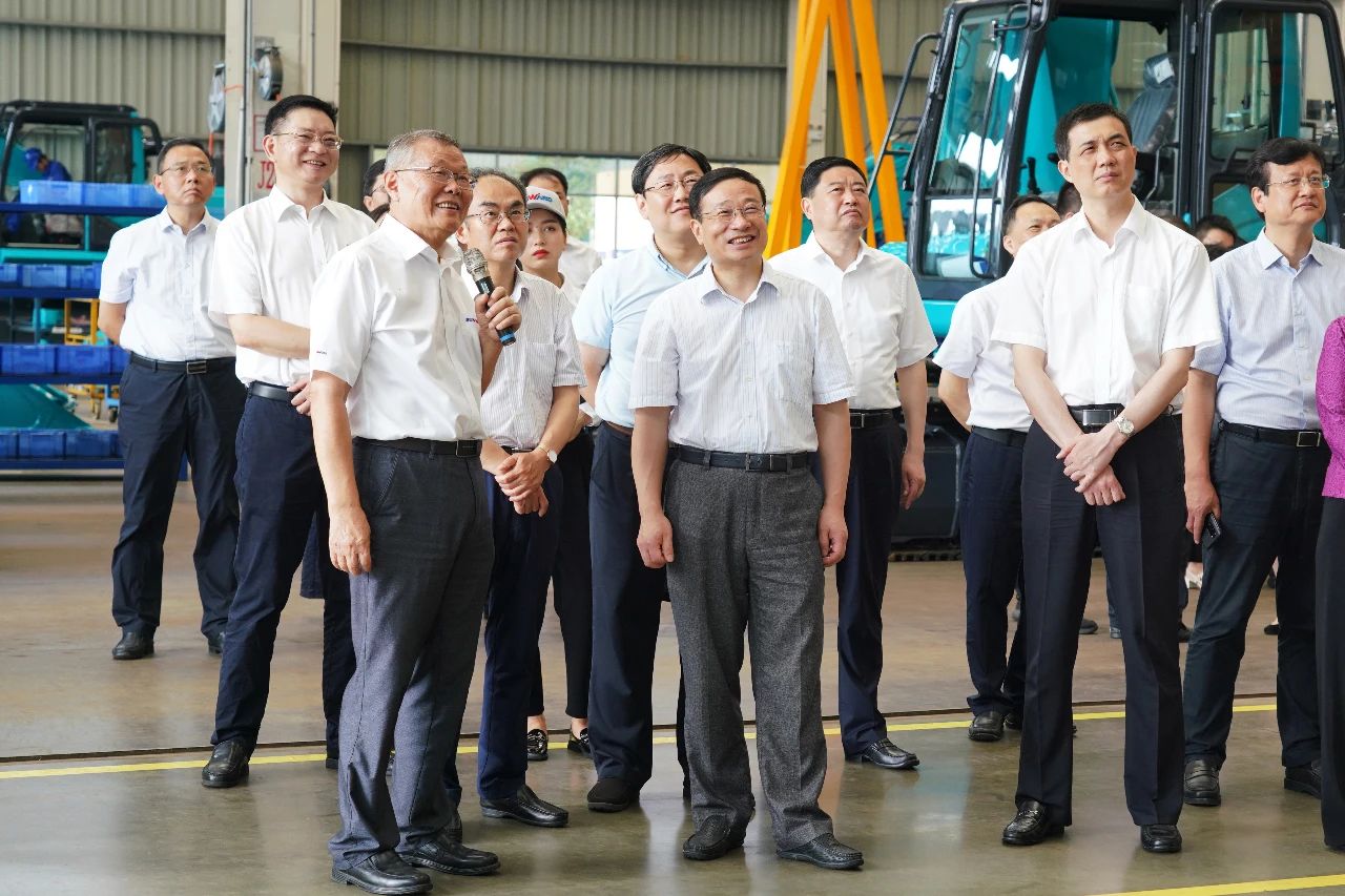 国家统计局总经济师毛盛勇率团调研考察优德88智能