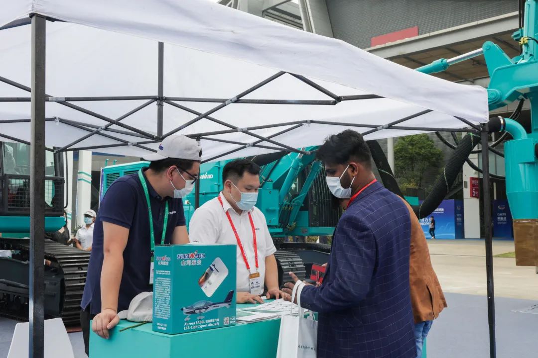 亮相中非经贸博览会！优德88智能尽展工程机械国产品牌魅力