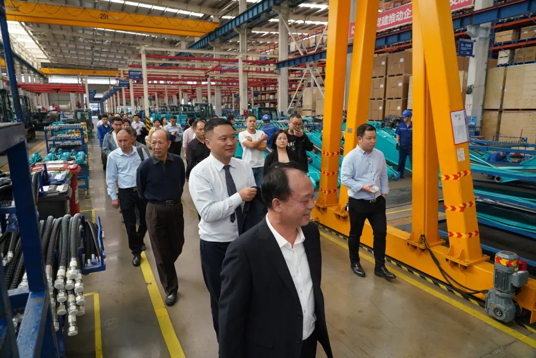 湖南省矿业协会第二届一次会员代表大会暨第二届一次理事会在优德88智能顺遂召开