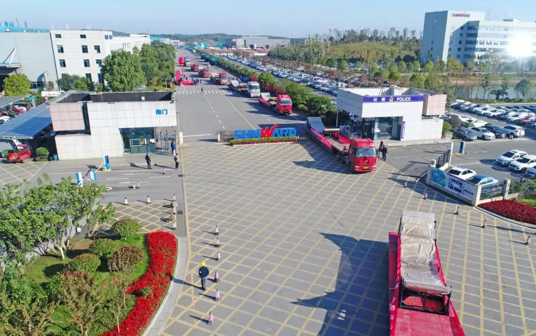 进军新能源装备市。。≈屑视诺88“格林美青美帮印尼项目”非标槽罐批量发货