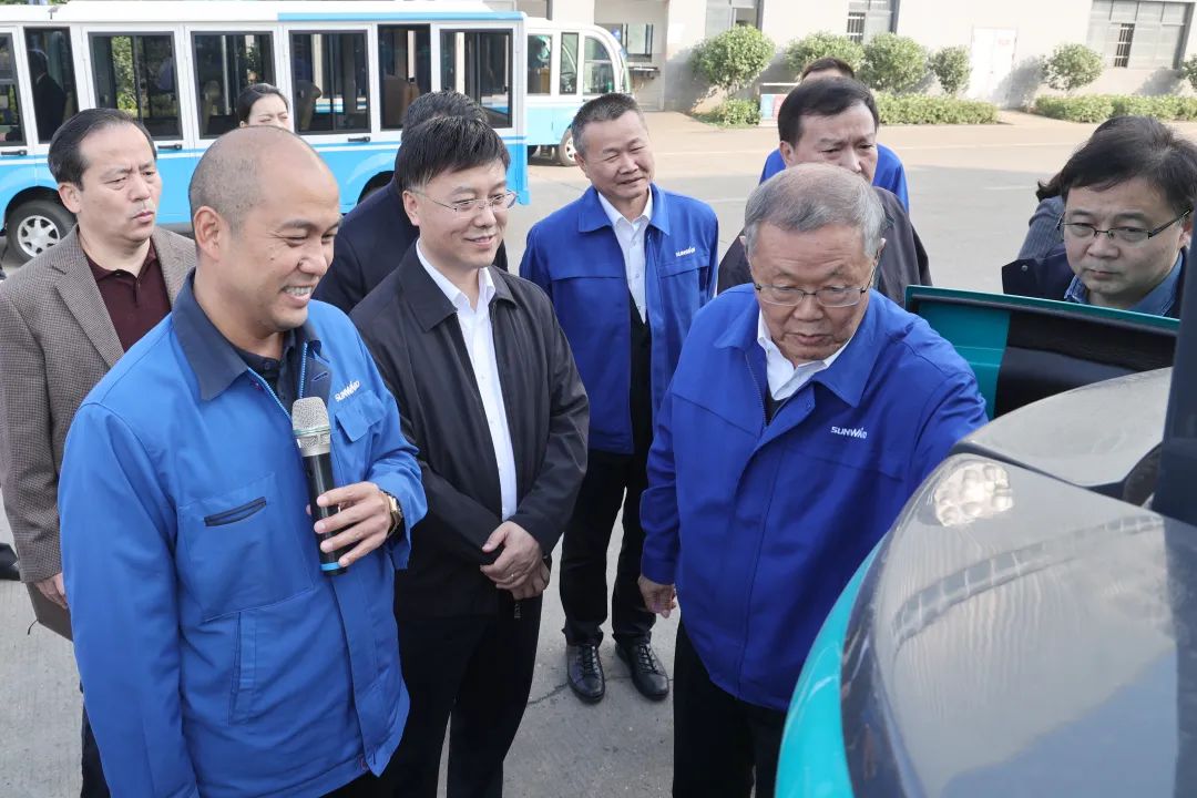 广州工控总司理景广军调研优德88智能