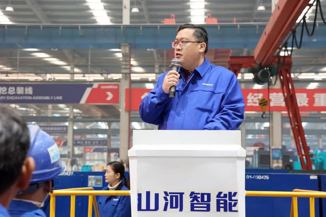 向模范学习！优德88智能56名职工受到职工职业手艺竞赛表扬