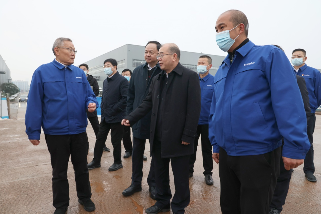 朱国贤调研优德88智能：在推动高质量生长上闯出新路子