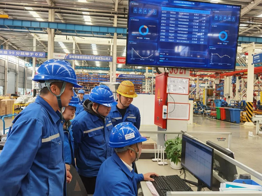 你好 2022！再见 2021！我与优德88智能共生长