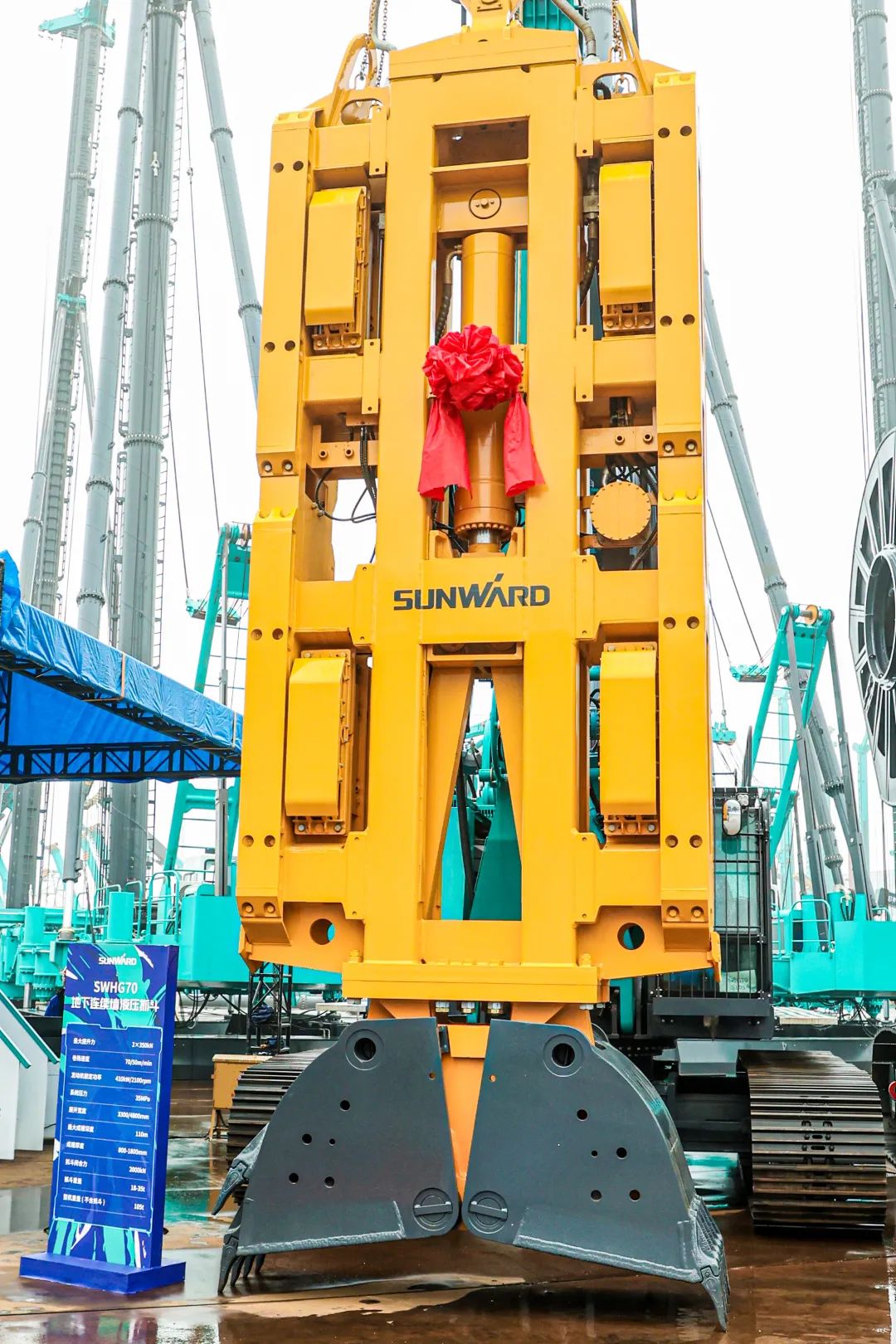 打造“明星产品”！优德88智能地下连续墙液压抓斗乐成宣布