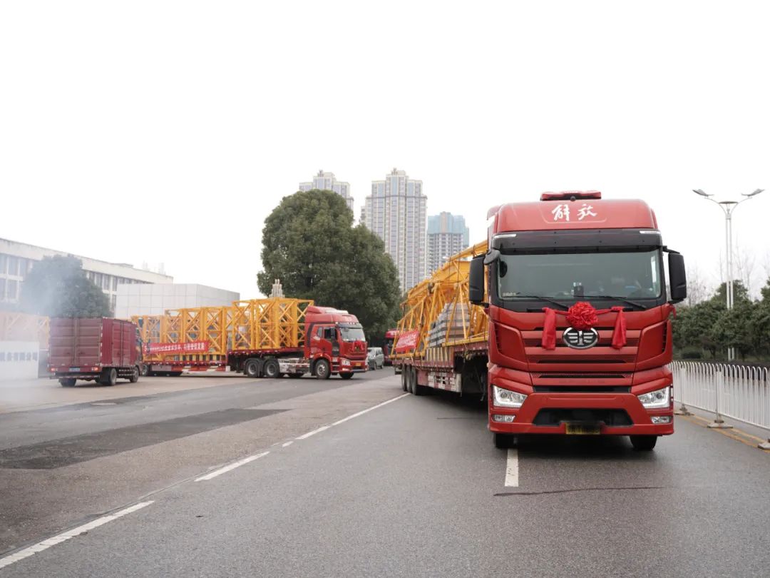 “虎”力全开！优德88江麓开门红发货仪式盛大举行