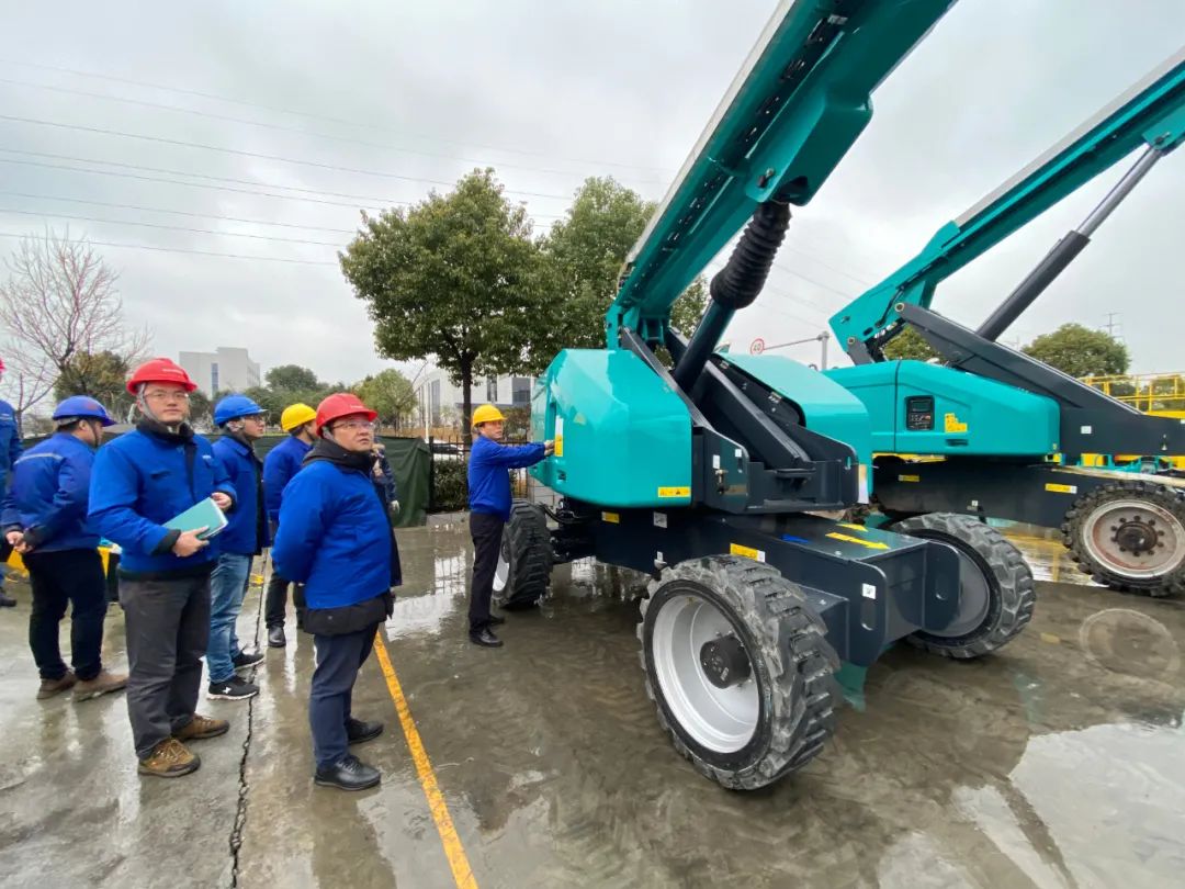 勇闯蓝海！优德88智能两款臂式高空作业平台正式“出道”