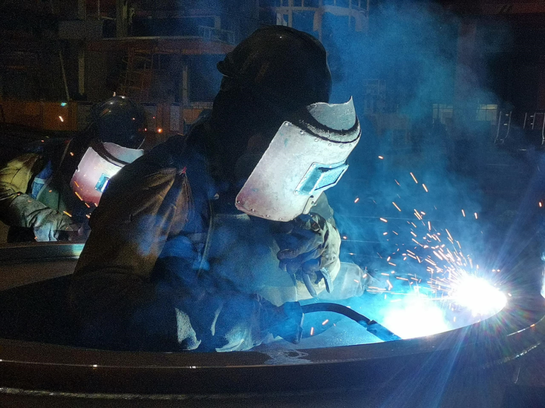 优德88匠心 | 一把焊枪“点亮”绚烂人生