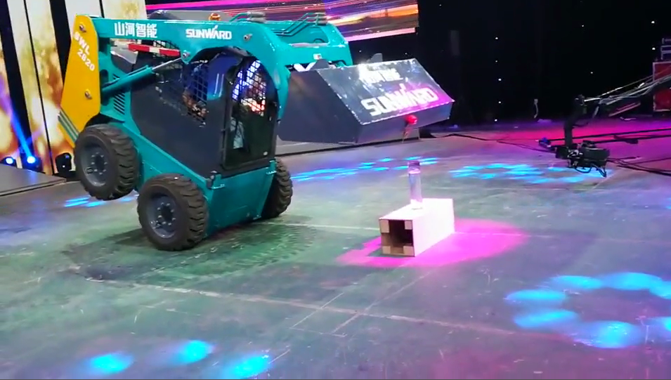 优德88匠心 | 闻“机”起舞，，，，，手艺“添”威