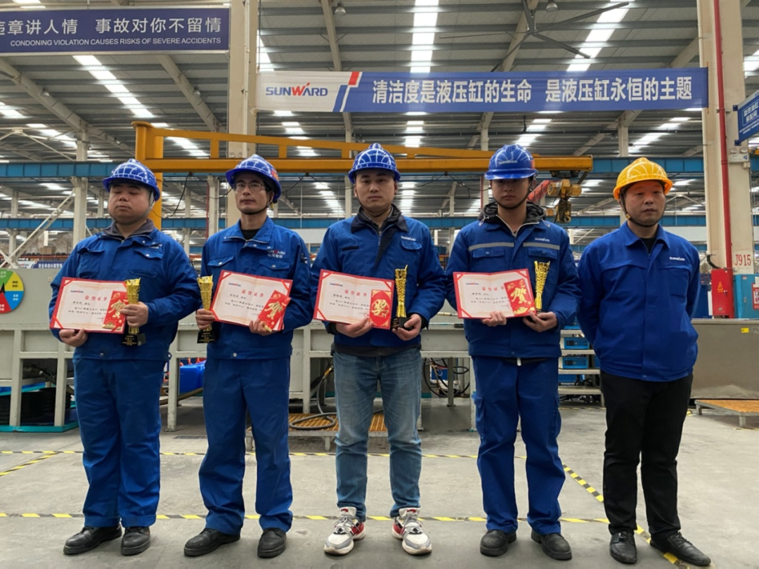 优德88工匠 | “浪波”不言苦，，甘为“人梯”承大重