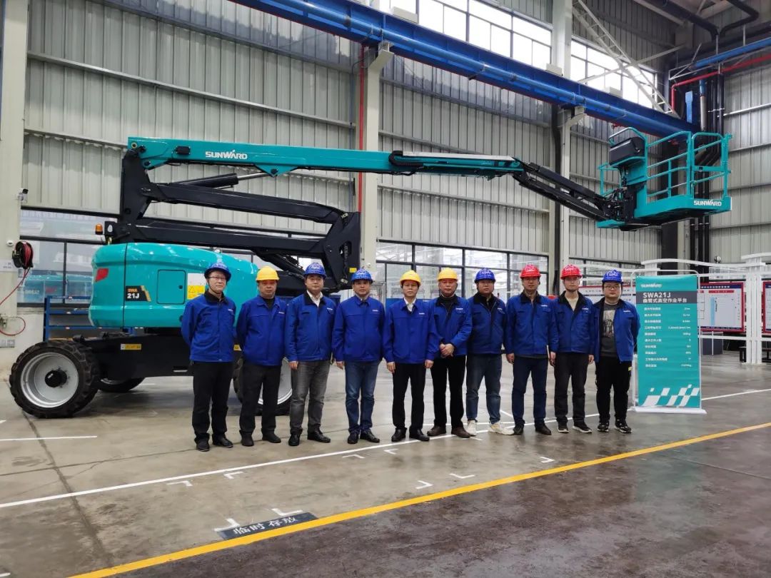 行业同级别产品之最！优德88智能又一款曲臂式高空作业平台乐成下线
