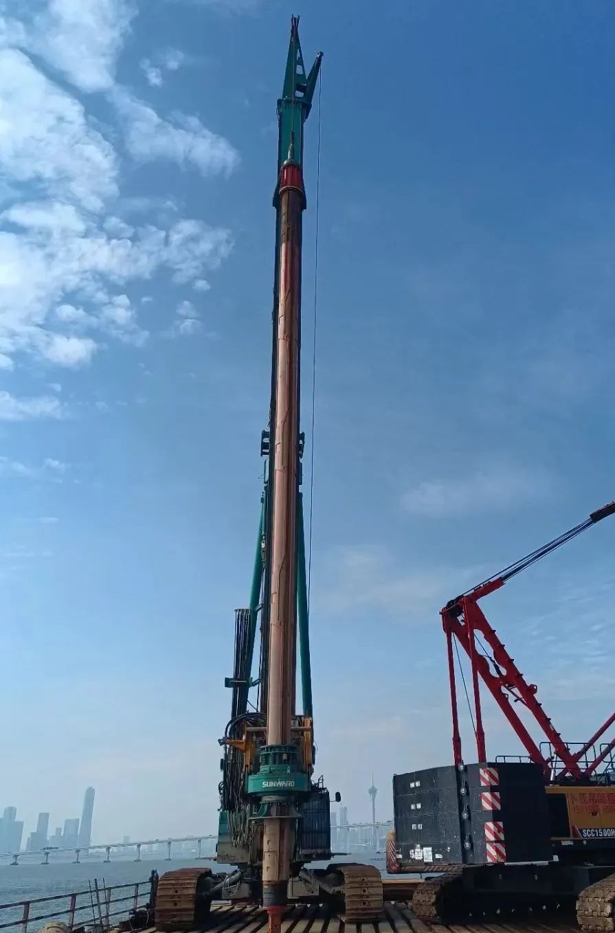 乘风破浪的旋挖钻机！优德88智能助建澳氹第四跨海大桥