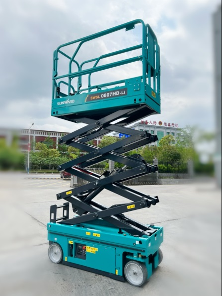 与“锂”相约，，，助力“双碳”！优德88智能全系列锂电剪叉式高空作业平台周全进军市场