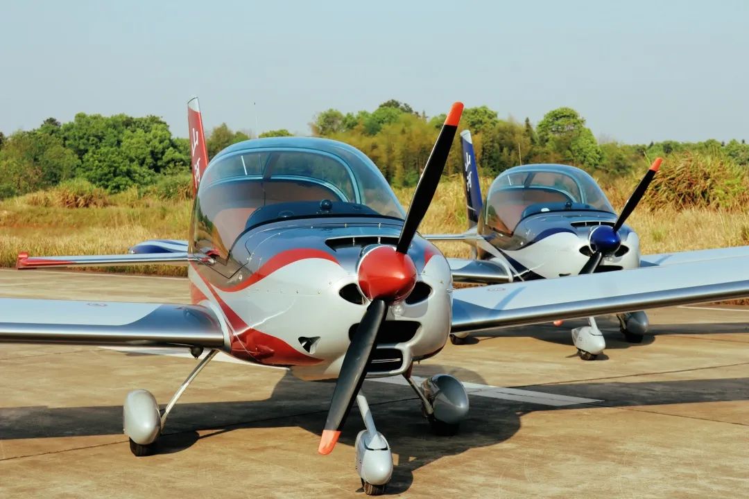 图集 | 阿若拉穿“鲨”衣，，，，，尚有更多套装为天空添彩！