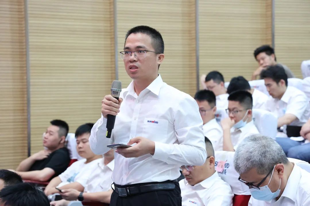 立异引领，，，智造未来！“2022院士专家长沙行”高端装备高质量生长钻研会盛大举行