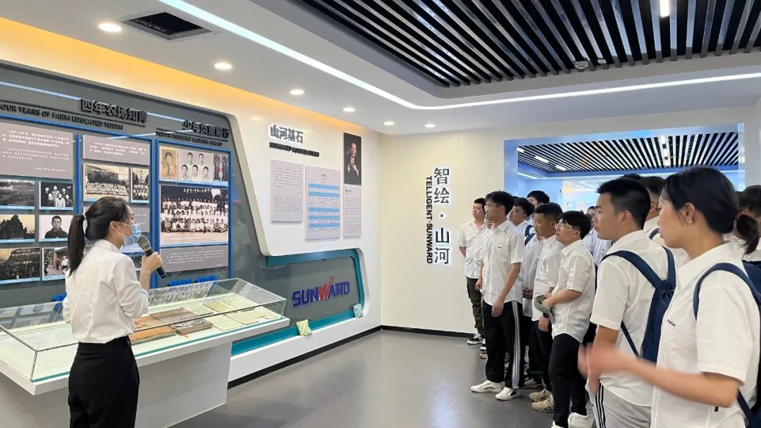 校招 | 盛夏七月，，，，这群“向着太阳奔驰”的少年来优德88智能啦！