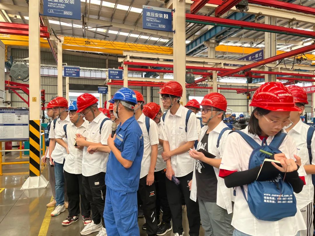 校招 | 盛夏七月，，，，这群“向着太阳奔驰”的少年来优德88智能啦！