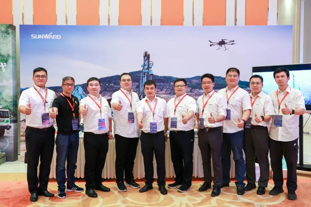 共话行业前沿手艺及趋势，，，，，，优德88智能亮相第九届金属非金属矿挑撰运营适用手艺与装备大会