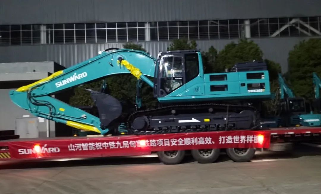 共建“一带一起”！优德88智能携手中铁九局助力匈塞铁路建设