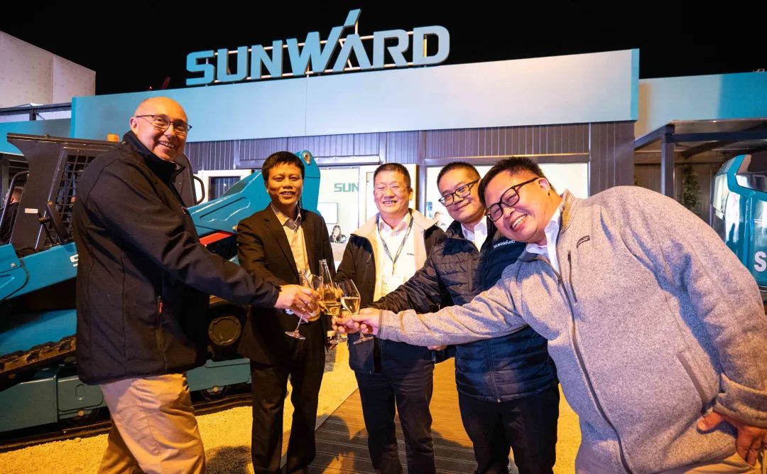 Bauma 2022 | 一组火热现场图带您重温优德88智能德国宝马展之旅