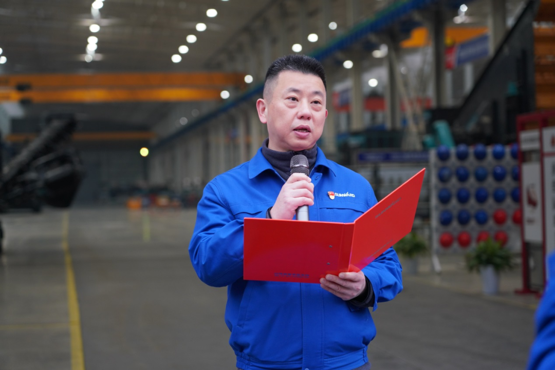 “持证上岗，，成为破碎筛分装备的好管家！”