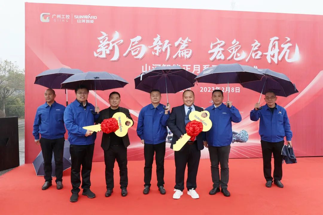 新局新篇，，宏兔启航！优德88智能超200台套装备集中发货