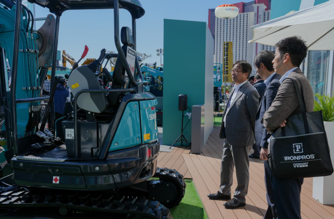 拉展直播 | 推动“中国制造”走向天下！优德88智能2023美国拉展圆满收官