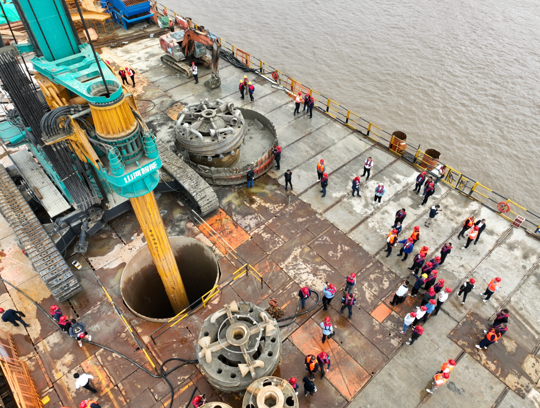 超等装备助建超等工程！优德88智能超等旋挖钻机SWDM1280推介会乐成举行