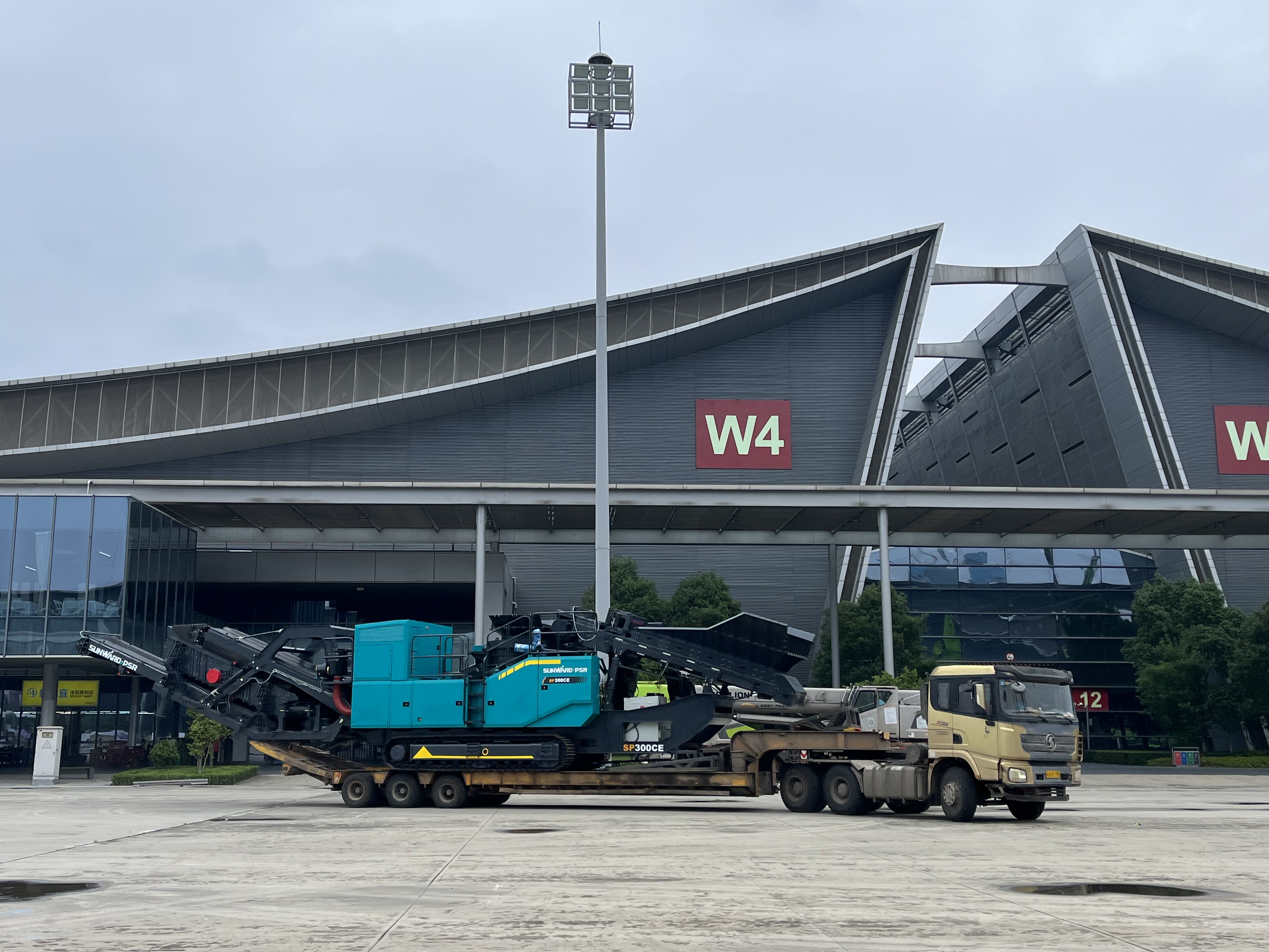 2023 CICEE | 进场布展！倒计时3天，，，优德88智能亮点剧透来了