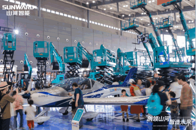 闪灼2023 CICEE！看优德88智能“明星产品”有多“炫”